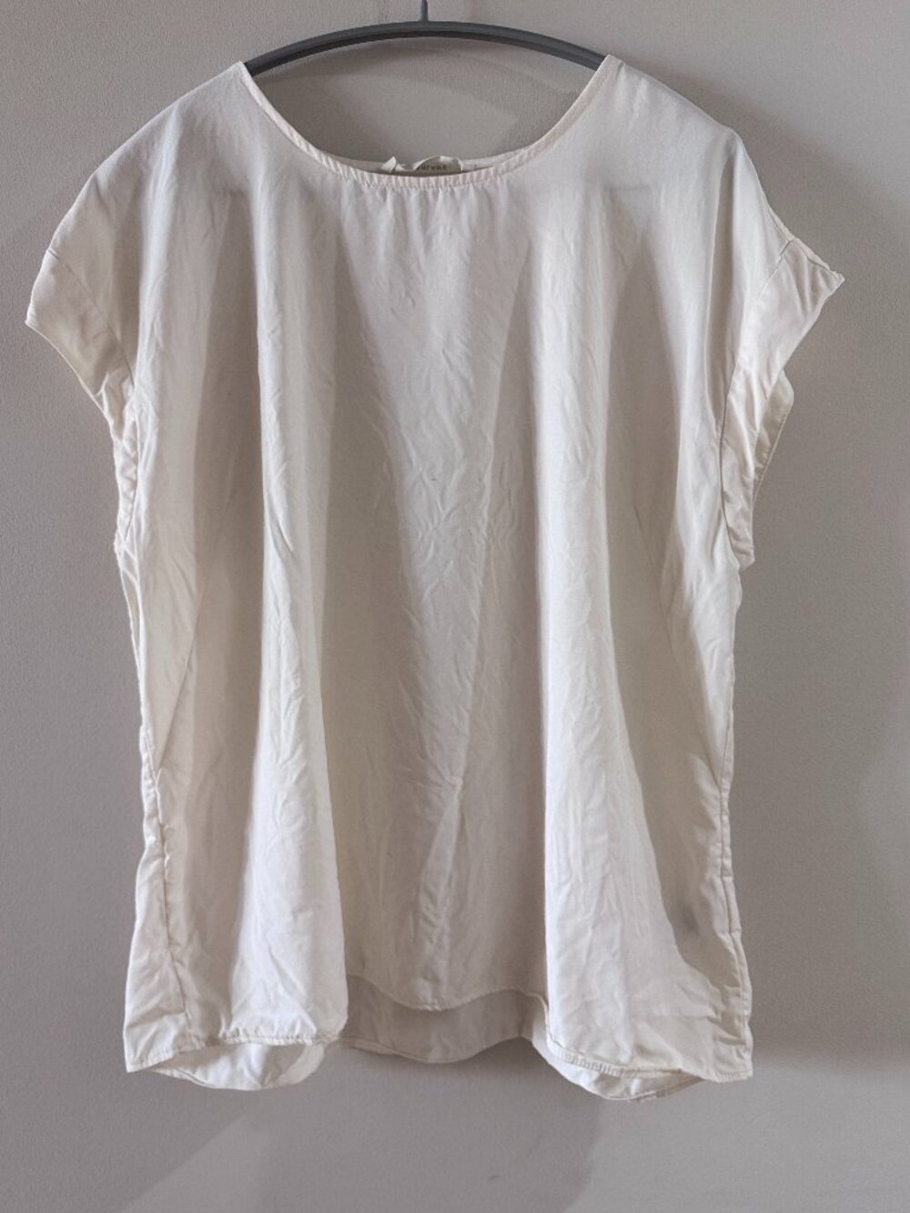 Everlane Lyocell cap sleeve blouse--sz L